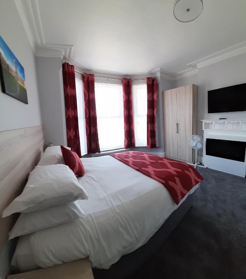 King Room,1300109773:JPEG