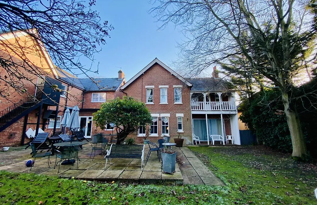 Pickwicks Guest House-1