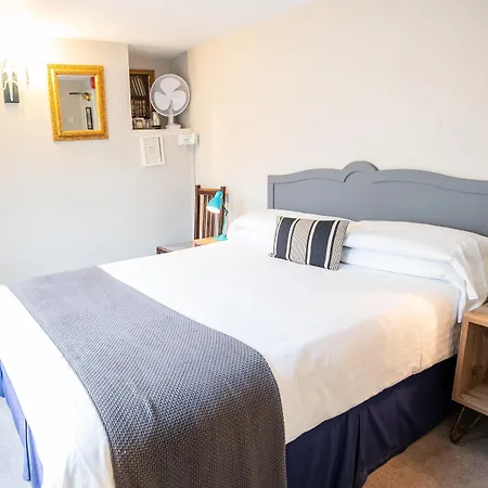 Tower House Guest House-3